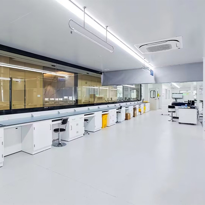 Podłogi w plastykach antystatyczne do laboratoriów